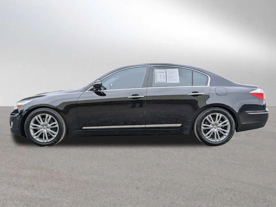 2011 Hyundai Genesis - Image 5 of 16