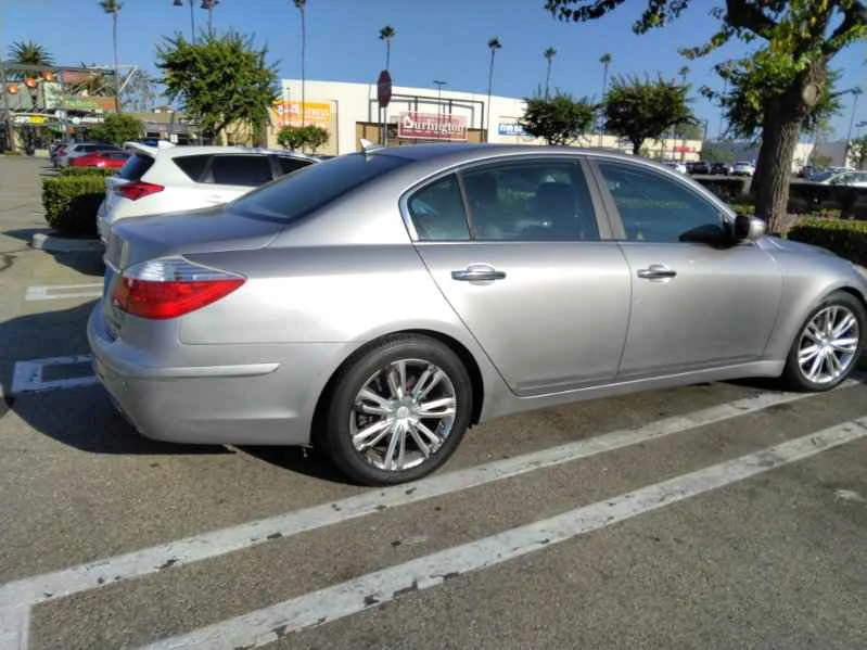 2011 Hyundai Genesis - Image 3 of 13
