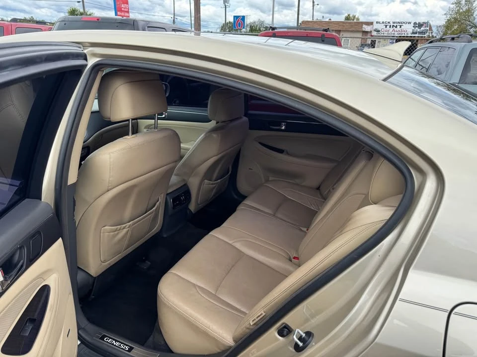 2011 Hyundai Genesis - Image 3 of 9