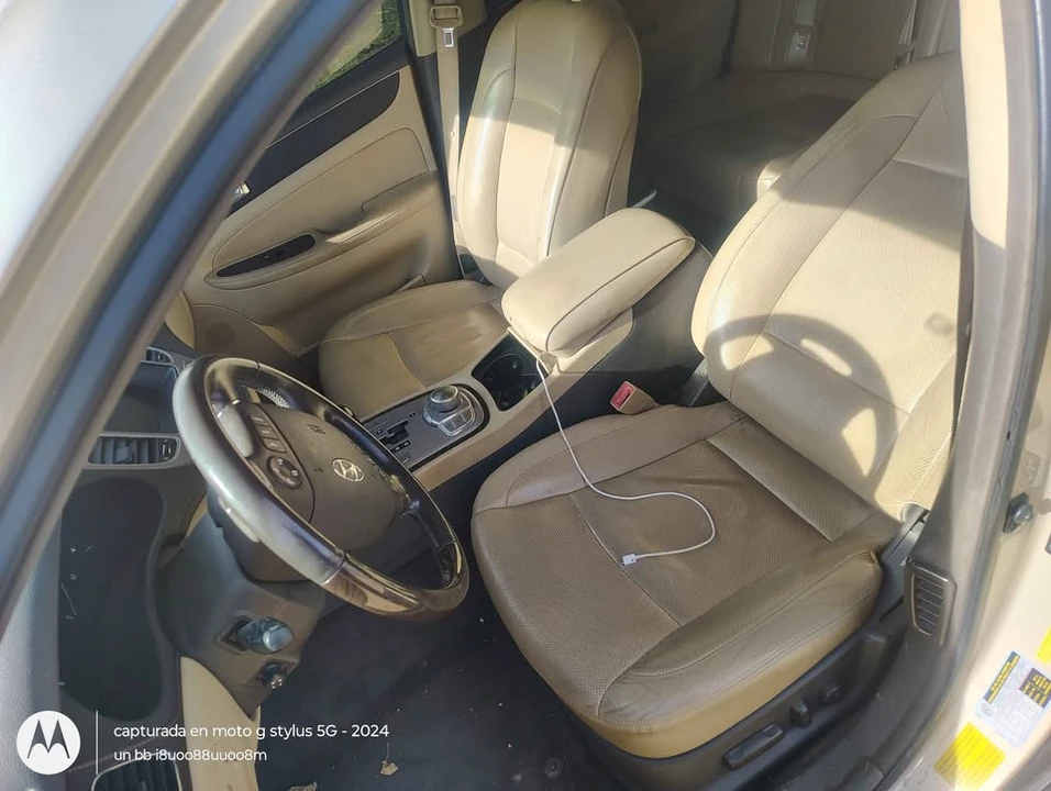 2011 Hyundai Genesis - Image 8 of 8