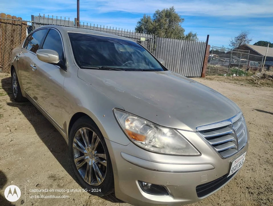 2011 Hyundai Genesis - Image 3 of 8