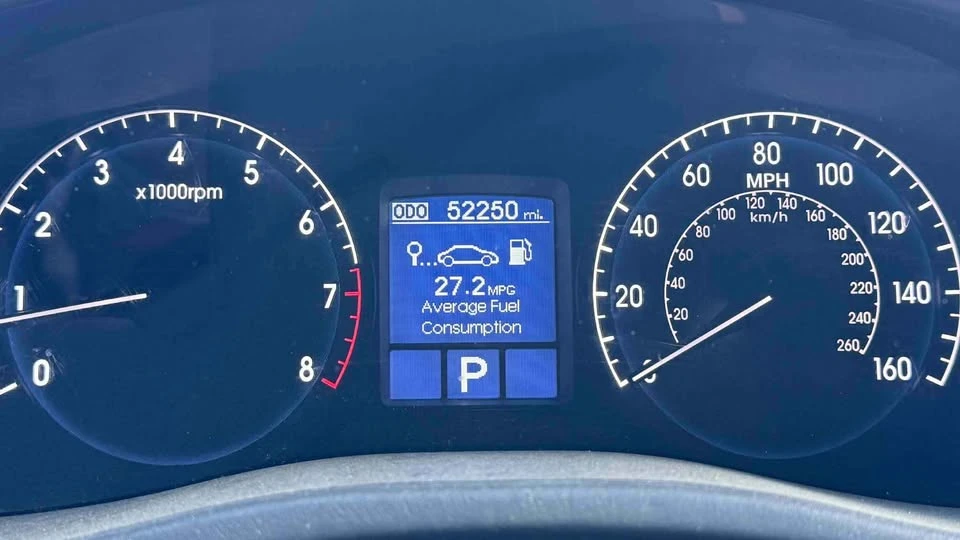 2011 Hyundai Genesis - Image 9 of 9