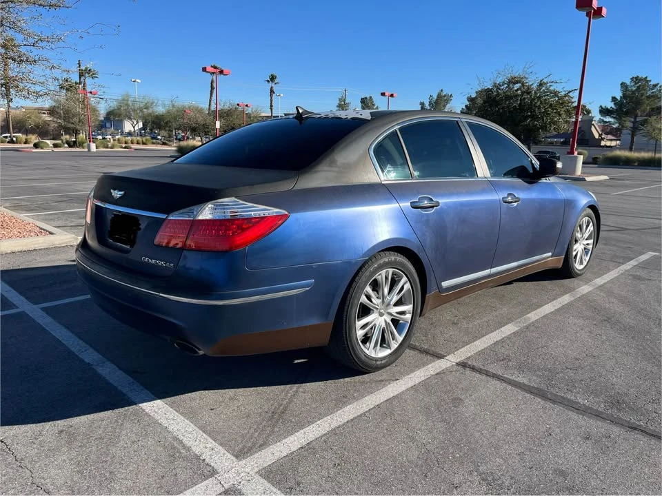 2011 Hyundai Genesis - Image 5 of 16