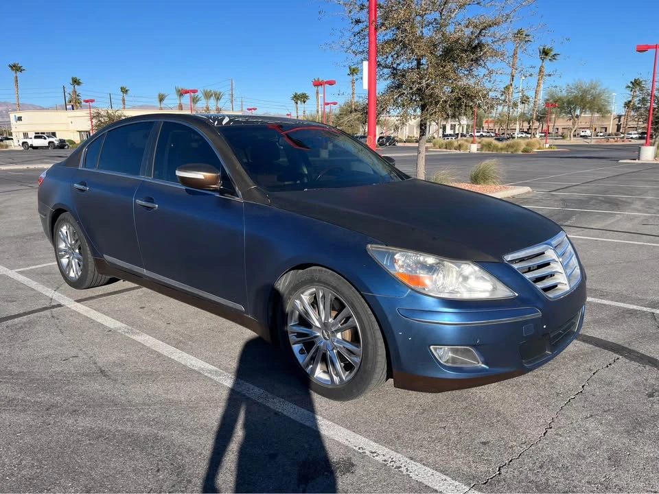 2011 Hyundai Genesis - Image 6 of 16