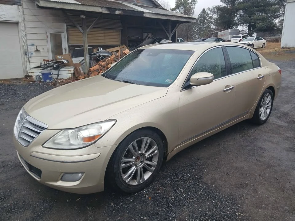 2011 Hyundai Genesis - Image 3 of 7