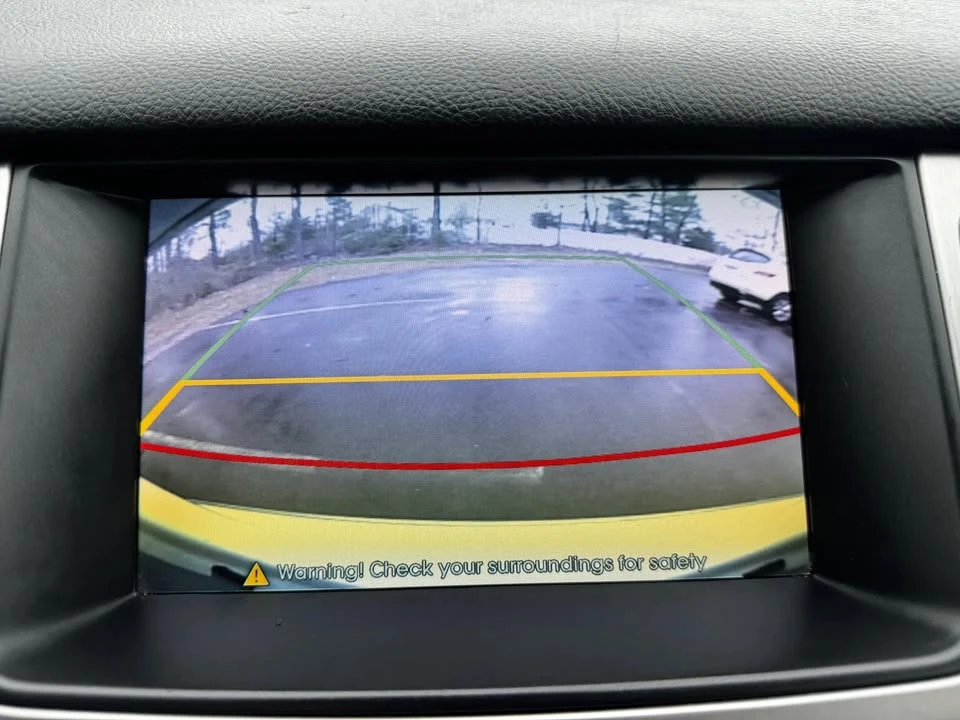 2011 Hyundai Genesis - Image 18 of 20