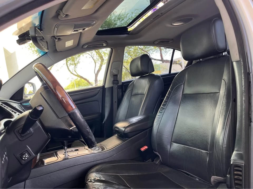 2011 Hyundai Genesis - Image 11 of 17