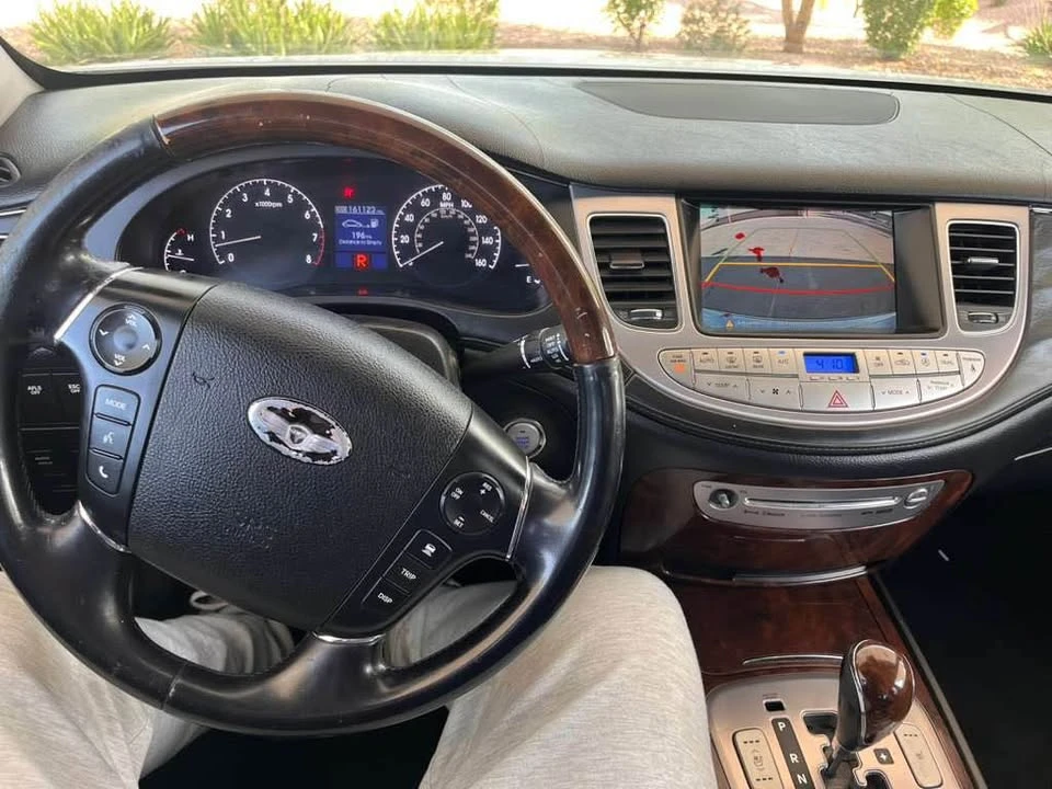 2011 Hyundai Genesis - Image 6 of 18