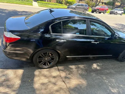 2011 Hyundai Genesis 4.6 Sedan