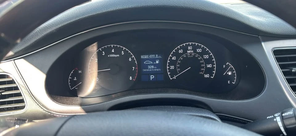 2011 Hyundai Genesis - Image 9 of 10