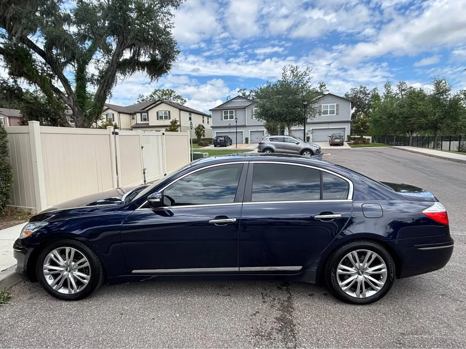 2011 Hyundai Genesis - Image 20 of 20
