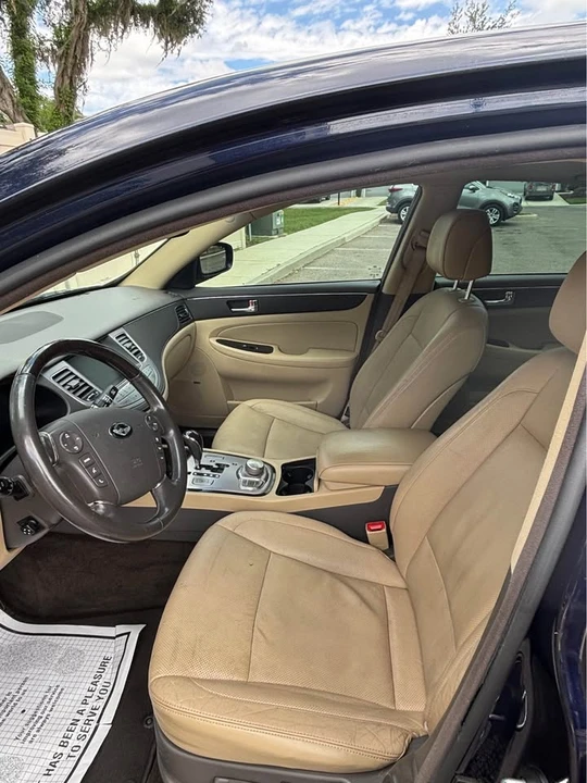 2011 Hyundai Genesis - Image 5 of 20
