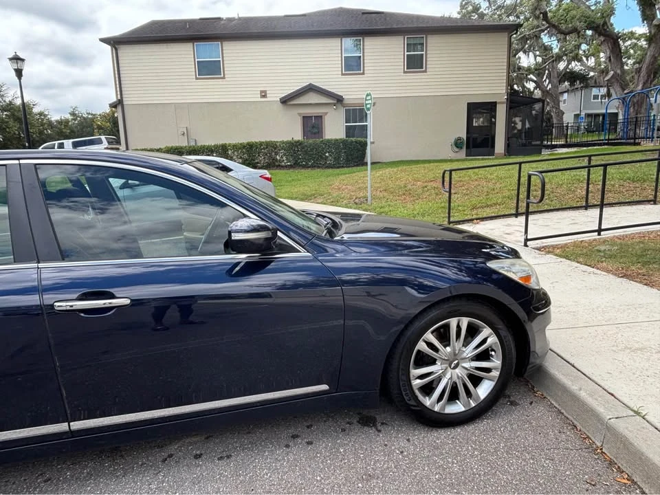 2011 Hyundai Genesis - Image 18 of 20