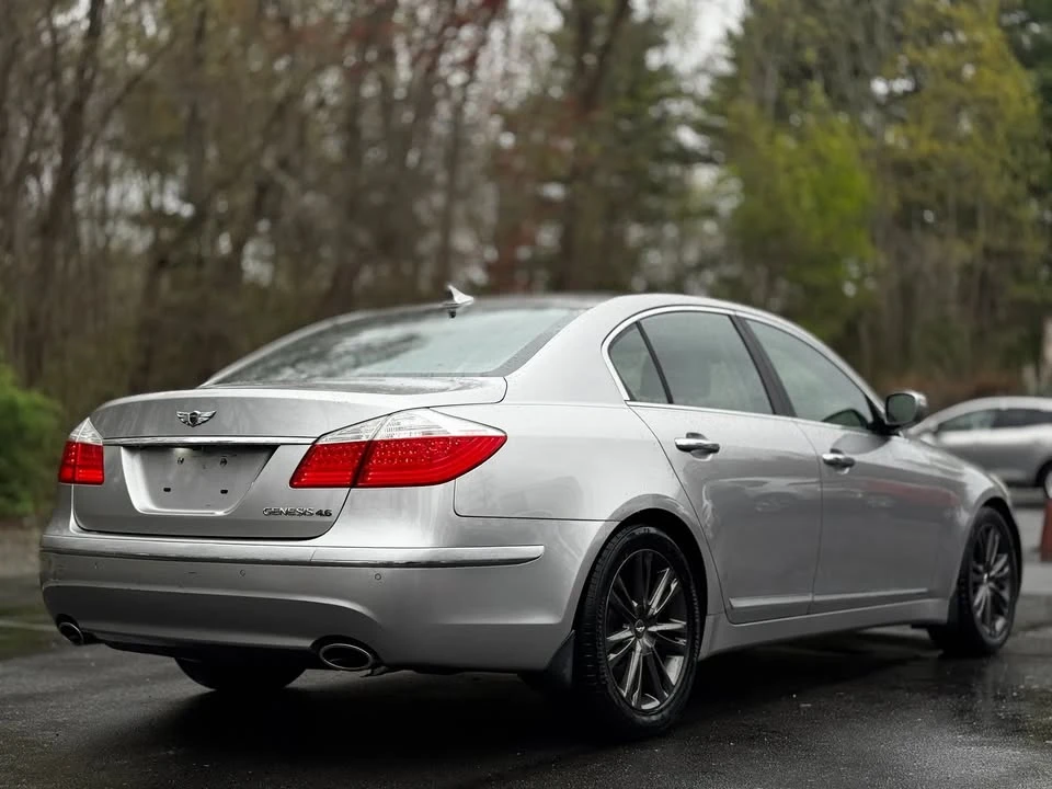 2011 Hyundai Genesis - Image 5 of 20