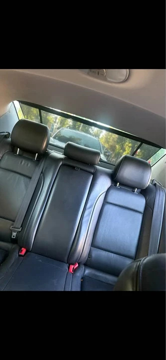 2011 Hyundai Genesis - Image 4 of 5