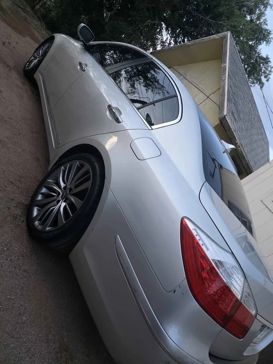 2011 Hyundai Genesis - Image 2 of 6