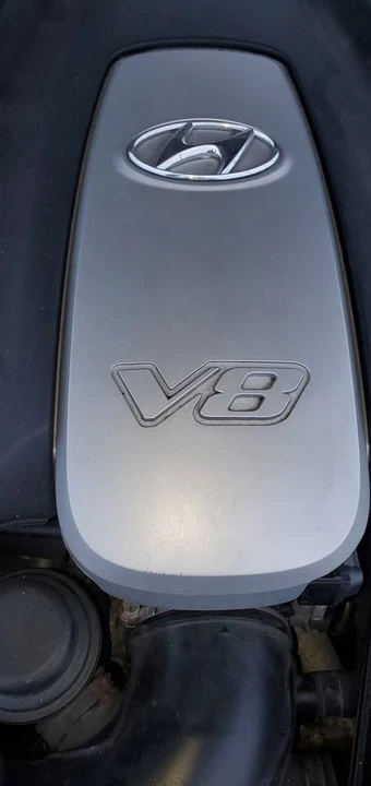 2011 Hyundai Genesis - Image 18 of 19