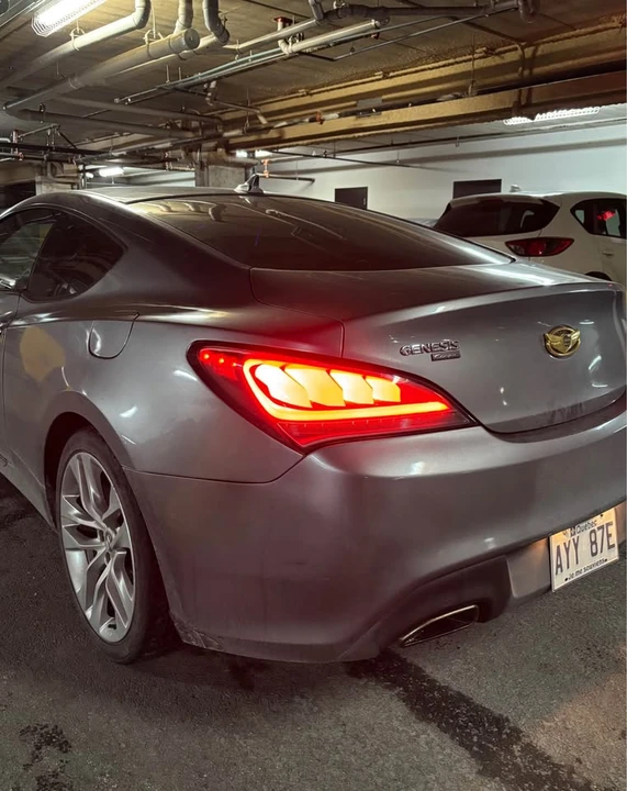 2011 Hyundai Genesis - Image 3 of 7