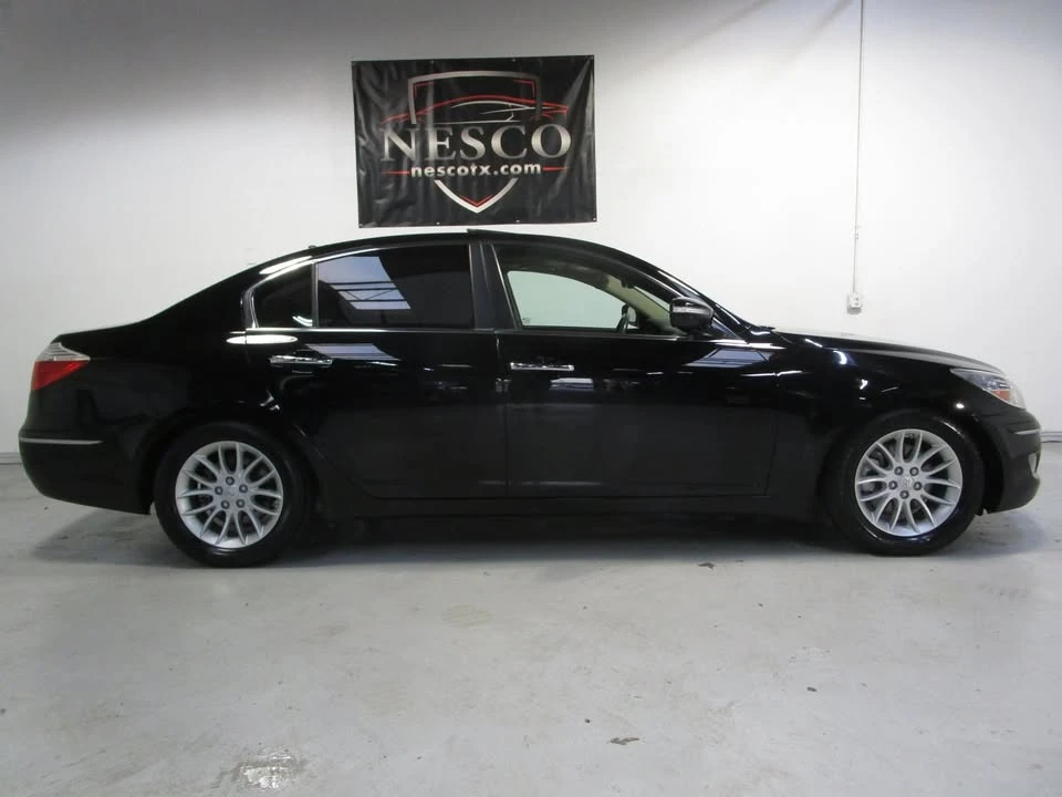2011 Hyundai Genesis - Image 4 of 20