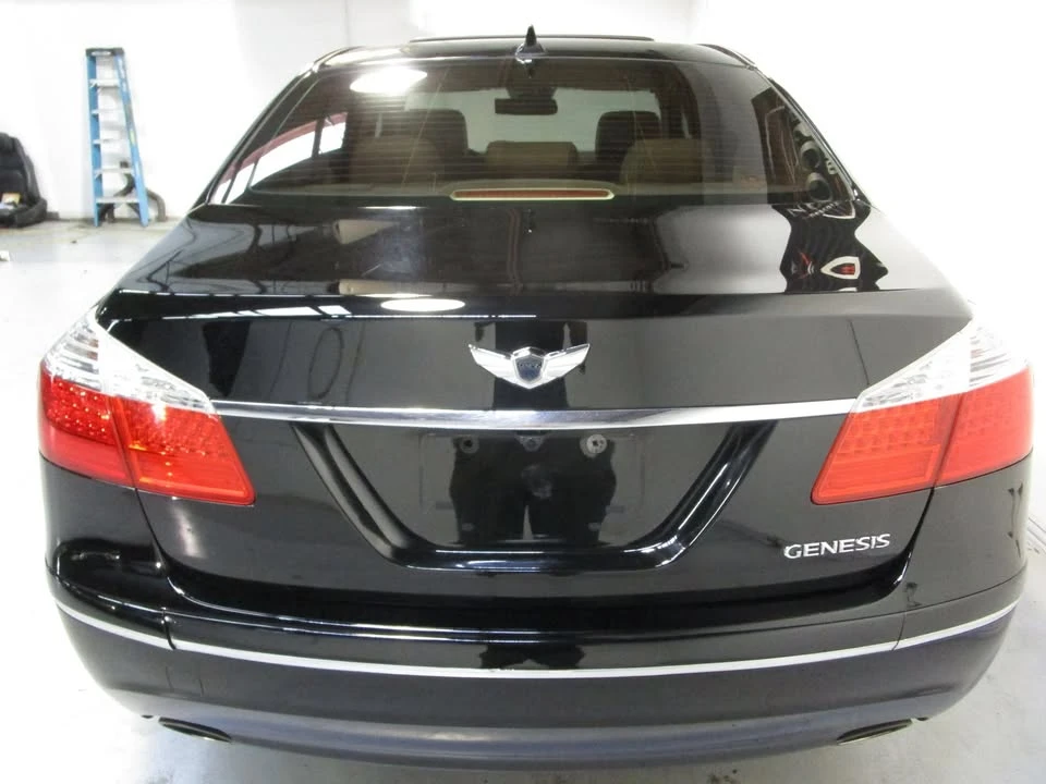 2011 Hyundai Genesis - Image 7 of 20