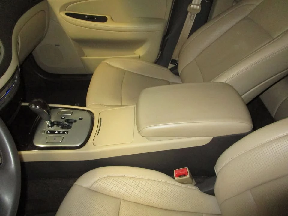 2011 Hyundai Genesis - Image 19 of 20