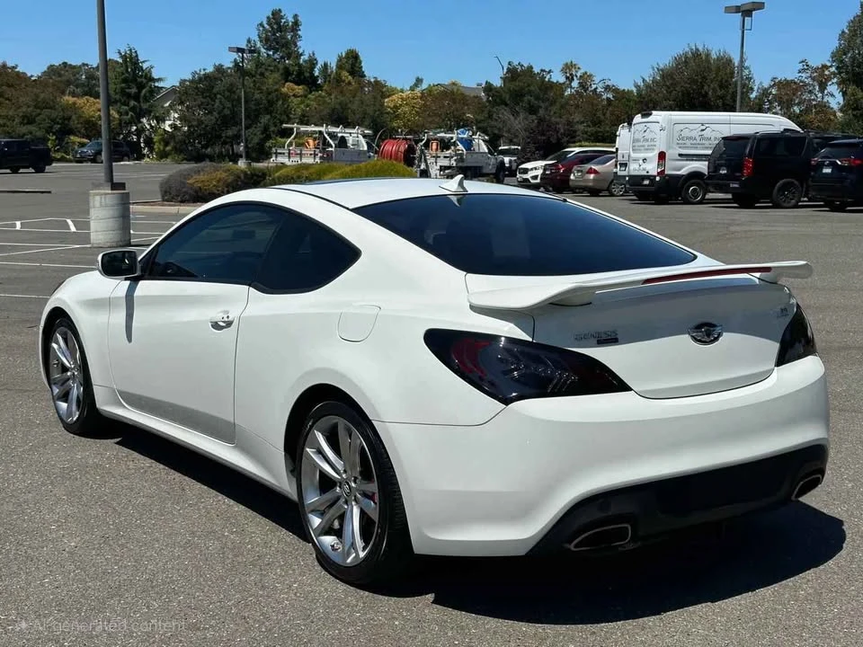 2011 Hyundai Genesis Coupe - Image 5 of 5