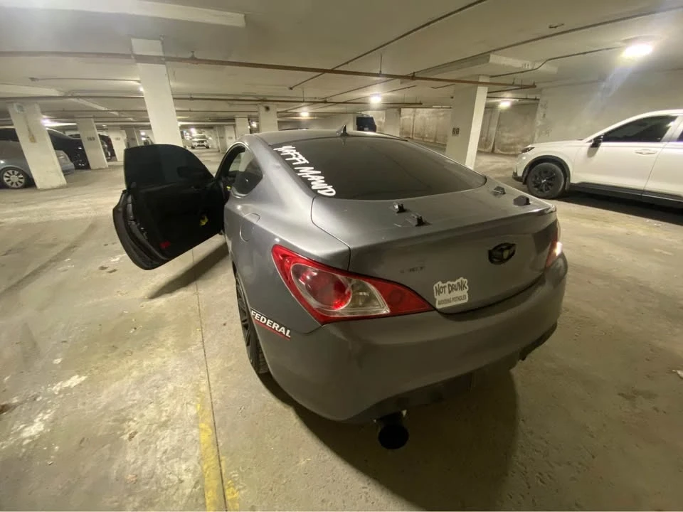 2011 Hyundai Genesis Coupe - Image 5 of 5