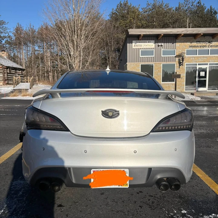 2011 Hyundai Genesis Coupe - Image 6 of 18