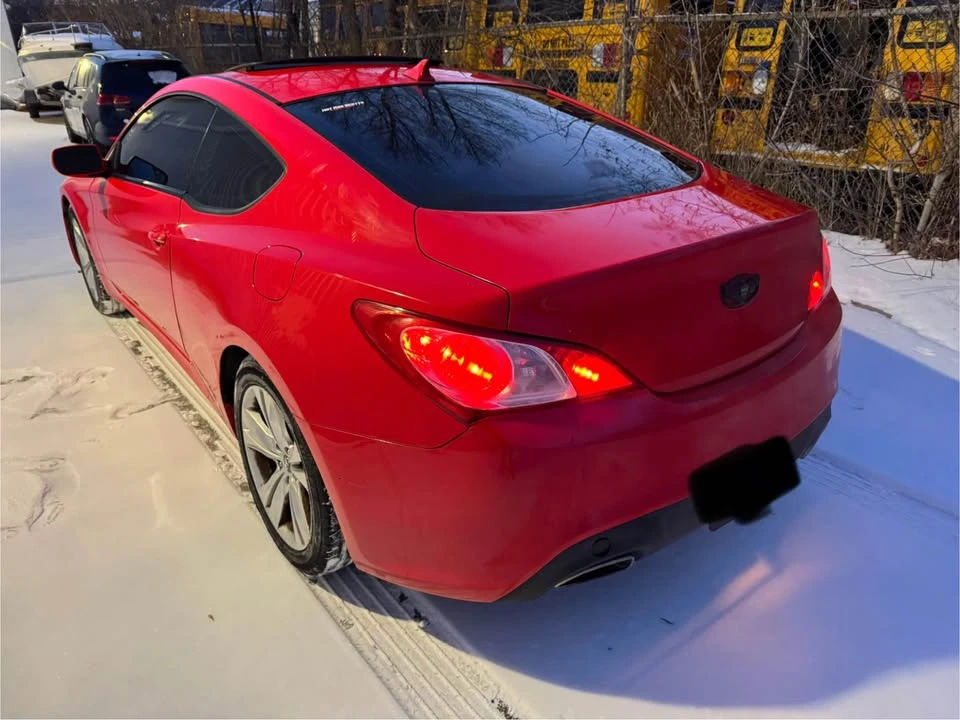 2011 Hyundai Genesis Coupe - Image 11 of 11