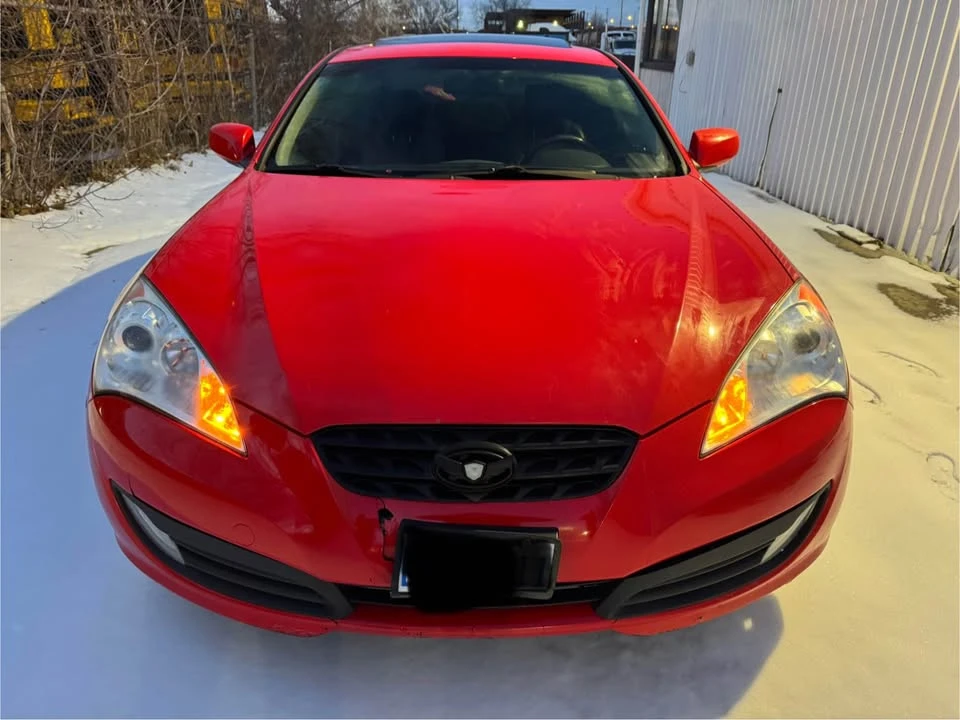 2011 Hyundai Genesis Coupe - Image 2 of 11