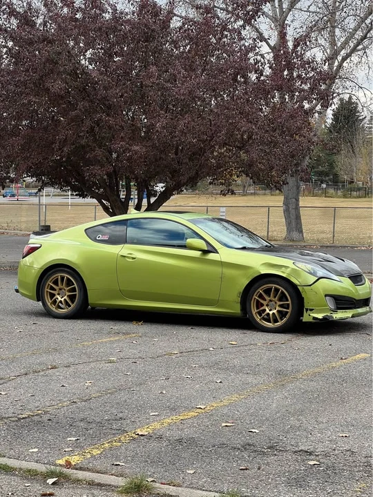 2011 Hyundai Genesis Coupe - Image 6 of 14