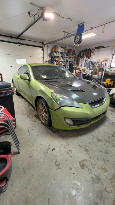 2011 Hyundai Genesis Coupe - Image 8 of 8