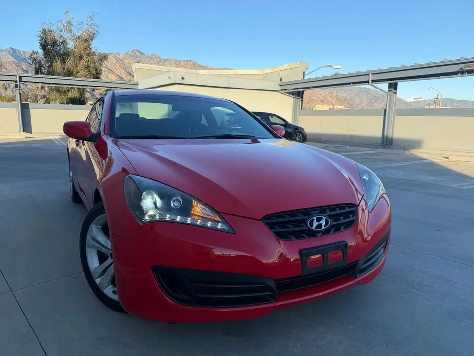 2011 Hyundai Genesis Coupe - Image 2 of 20