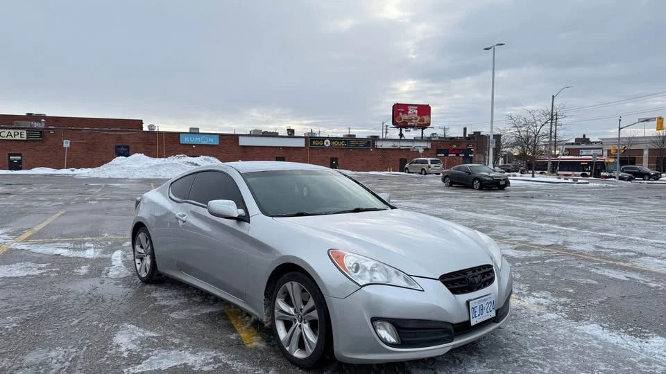 2011 Hyundai Genesis Coupe - Image 3 of 6