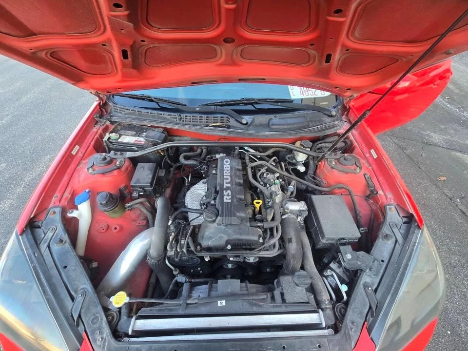 2011 Hyundai Genesis Coupe - Image 12 of 20