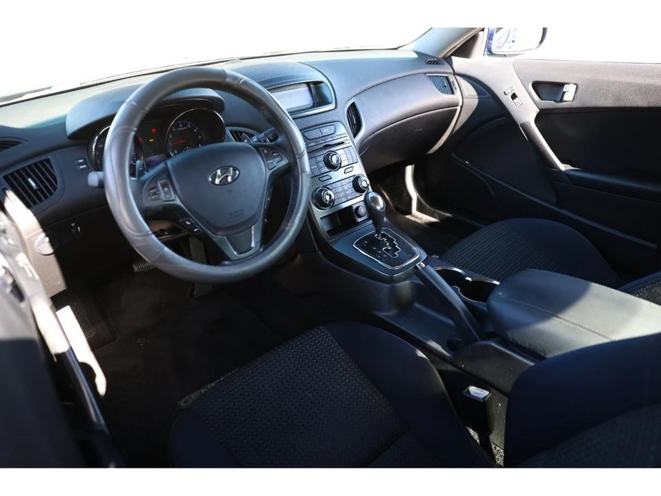 2011 Hyundai Genesis Coupe - Image 6 of 20