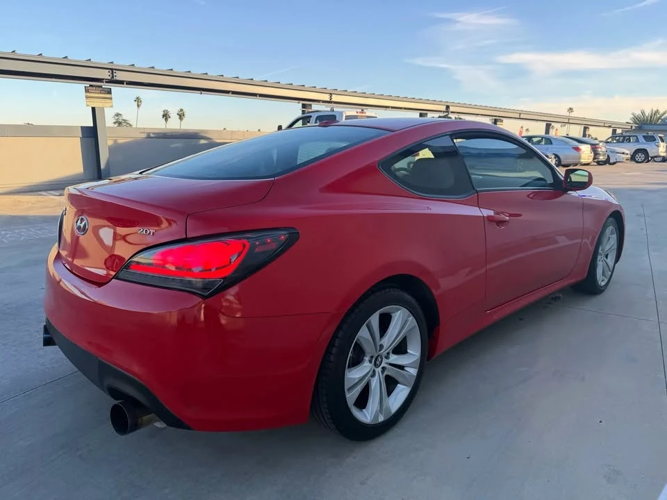 2011 Hyundai Genesis Coupe - Image 13 of 20