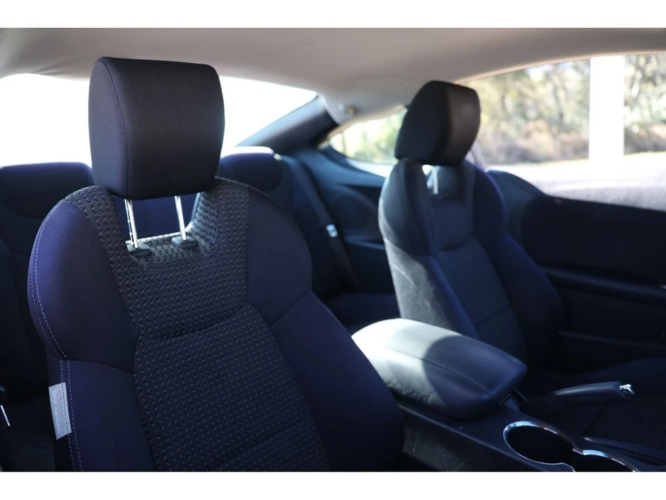 2011 Hyundai Genesis Coupe - Image 2 of 20