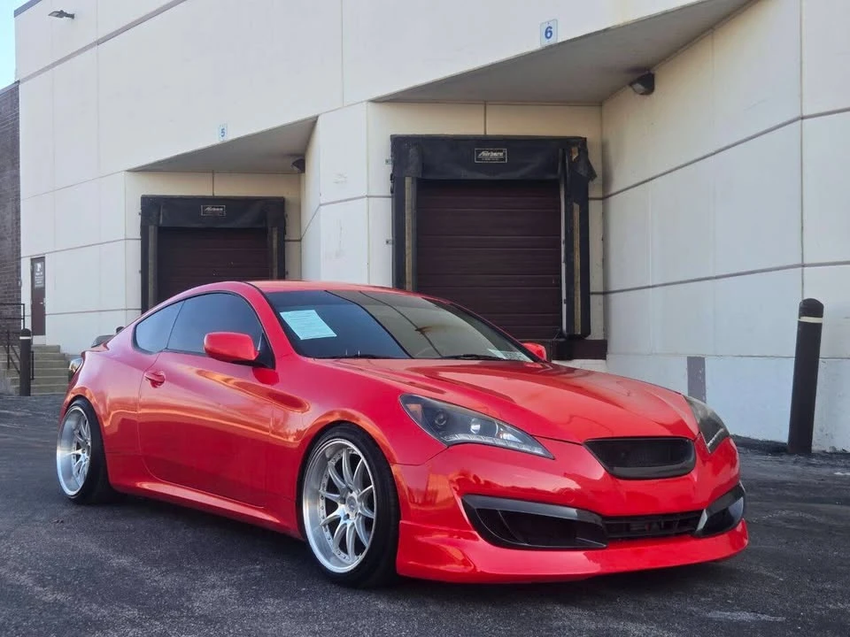2011 Hyundai Genesis Coupe - Image 2 of 20