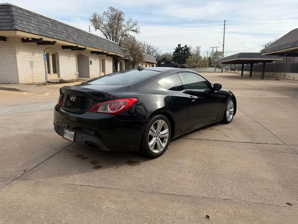 2011 Hyundai Genesis Coupe - Image 3 of 6