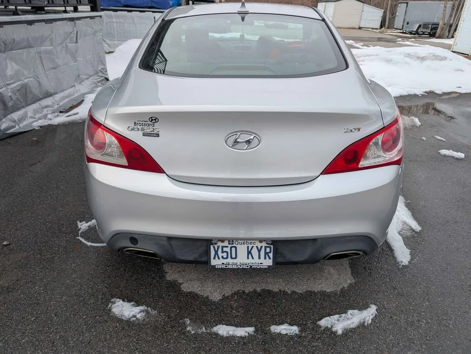 2011 Hyundai Genesis Coupe - Image 2 of 2