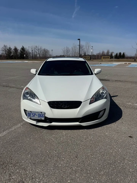 2011 Hyundai Genesis Coupe - Image 3 of 9