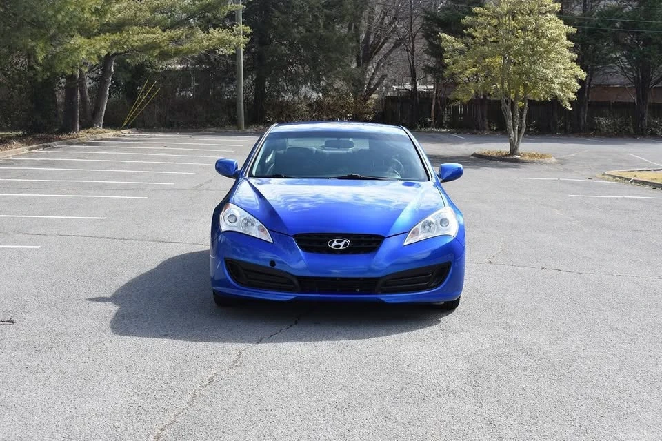 2011 Hyundai Genesis Coupe - Image 9 of 20