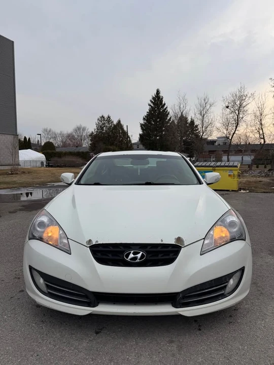 2011 Hyundai Genesis Coupe - Image 7 of 18