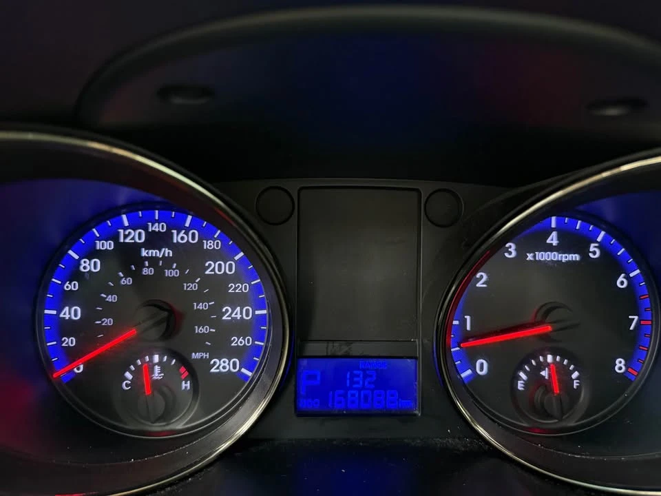 2011 Hyundai Genesis Coupe - Image 14 of 18