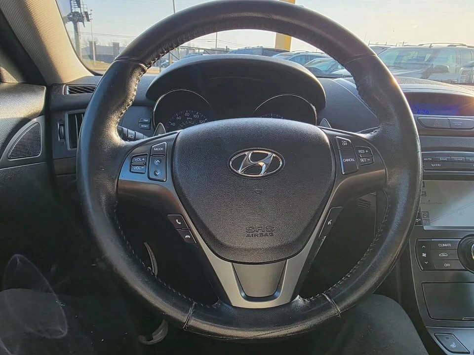 2011 Hyundai Genesis Coupe - Image 17 of 20