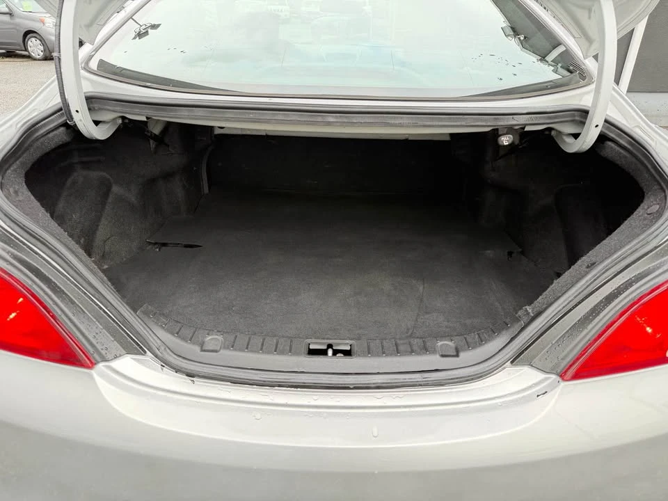2011 Hyundai Genesis Coupe - Image 11 of 20