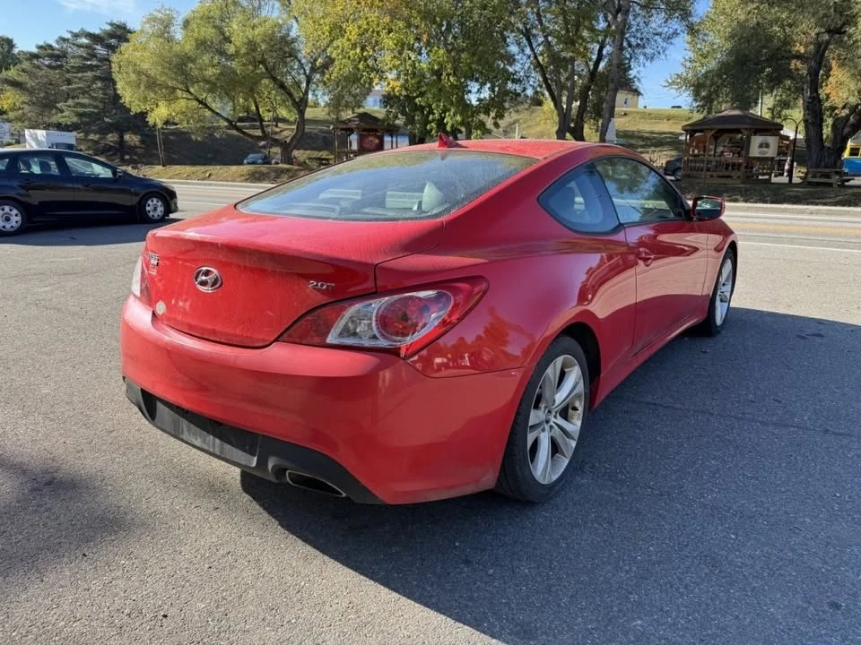 2011 Hyundai Genesis Coupe - Image 6 of 13