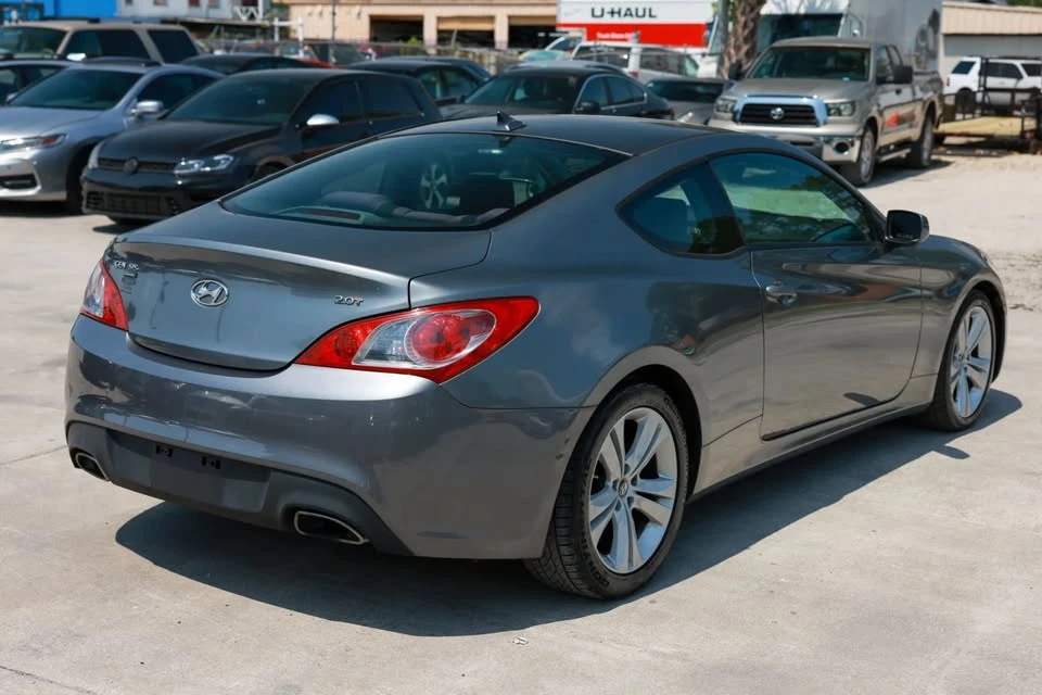 2011 Hyundai Genesis Coupe - Image 7 of 20