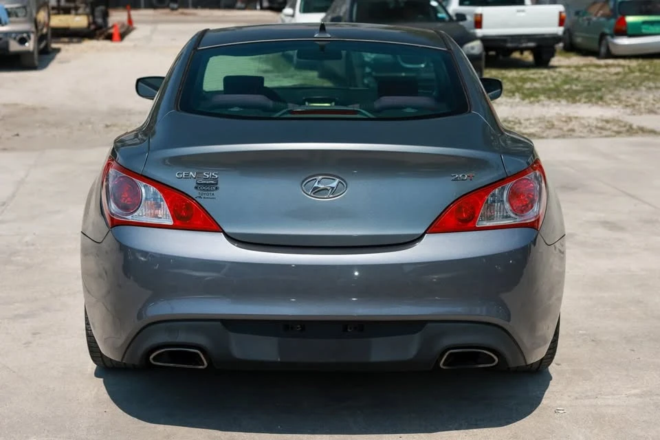 2011 Hyundai Genesis Coupe - Image 6 of 20